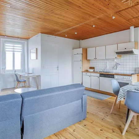 Apartment Marne By Interhome-3