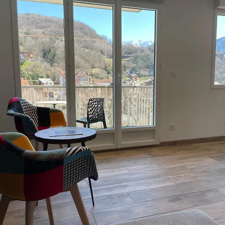 Bel Appartement T3 75M² Entierement Renove.-3