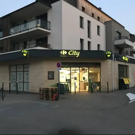 Logement à Brive, près du centre-ville et de la gare - Climatisation, fibre internet et stationnement gratuit-3