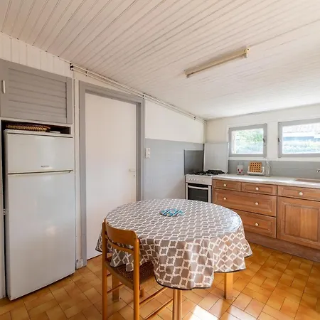 Maison Au Bord Du Lac-2