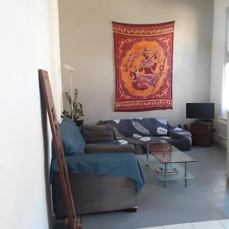 Appartement mezzanine proche des Arènes-2