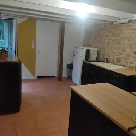Petite maison de caractère 4 ou personnes-2