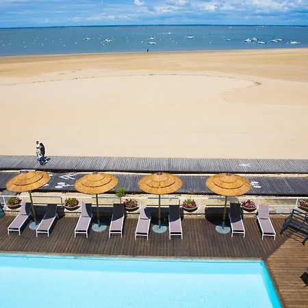 Arc Hôtel Sur Mer-3