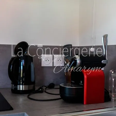 Les Hortensias Charmant Appartement Dans Une Residence Calme Avec Parking-3