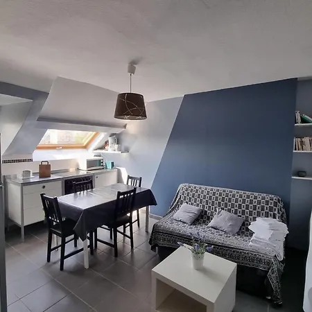 Peaceful Apt At 2 Steps From The Beach-3