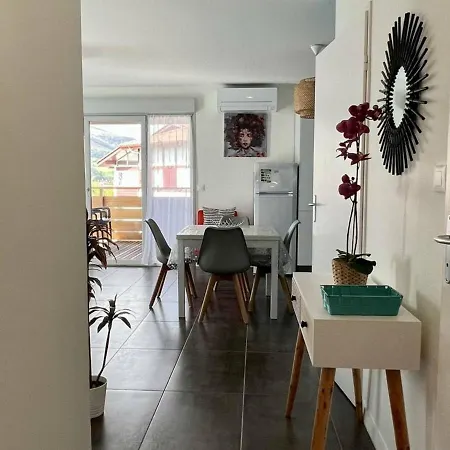 Itxassou : Appartement T2 Confortable avec Balcon - FR-1-495-47-3