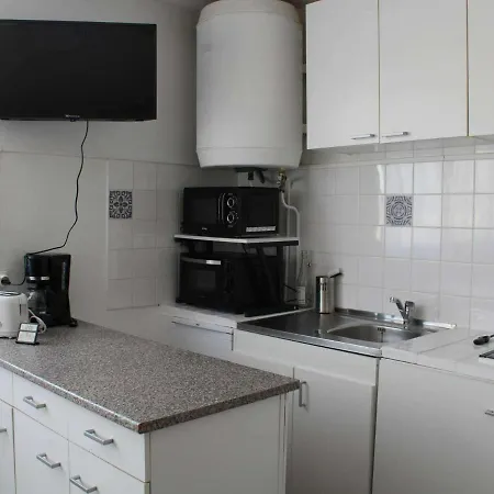 Studio Cabine Renove, Proche Plage Et Commerces, 4 Couchages, Port-La-Nouvelle - Fr-1-229C-70-2