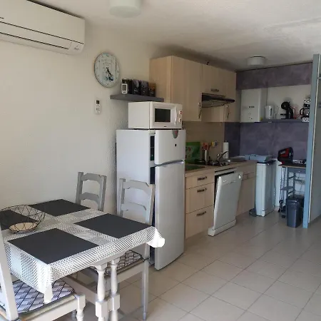 Appartement T2,33 m2,quartier Malfato et Aqualand-2