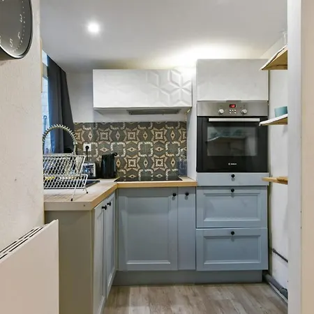Large And Calm Flat In The Heart Of Lille - Welkeys-3