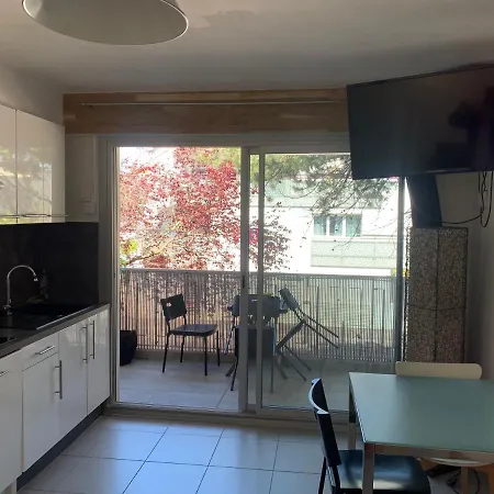 Appartement en résidence climatisé avec parking-3