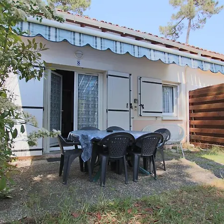 Elma Stay Location Le Brochard-3