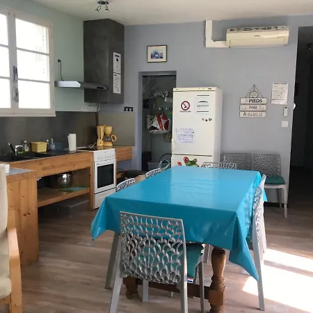 Appartement Rez-De-Chaussee 500 M De La Plage Ste Anne-2