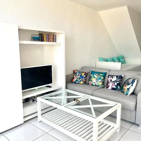 BARCARESA-Elégant appartement vue mer wifi parking-3