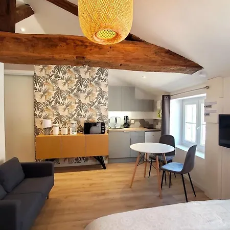 L'IDYLLE - Studio Cocooning avec Jacuzzi-3