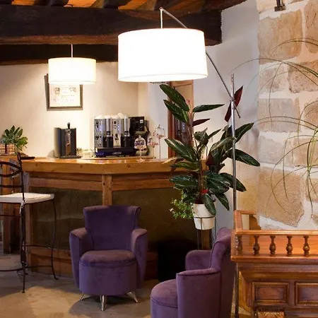 Hotel Les Remparts-3