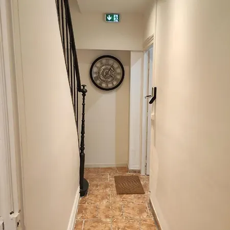 Dg Location-2