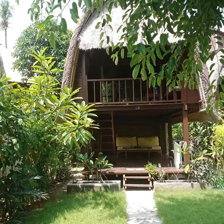 Sukanusa Luxury Huts-2