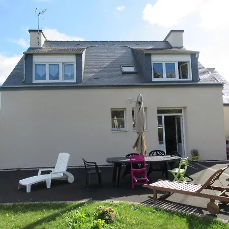 Tout Pres Du Sentier Des Douaniers 2-3