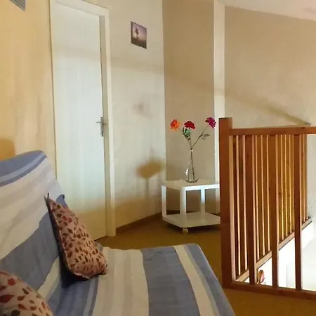 Pied à terre en bord de mer-3