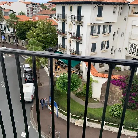 Atico En Esquina Rodeado De Terrazas Todo Exterior-3