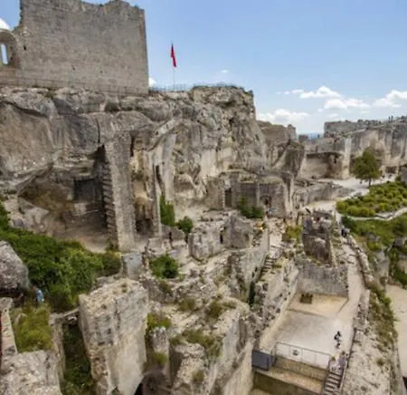 Les Baux-Beaux-2