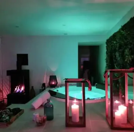 Majord'Home Spa 5* - La Source Coeur Vieille Ville-3