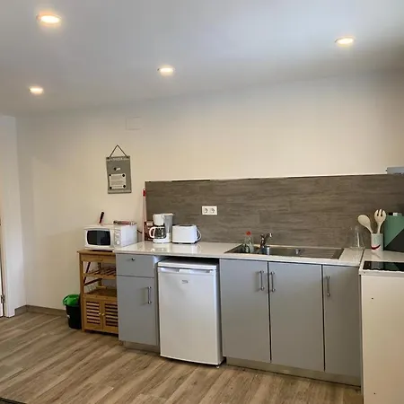 Appartement 2 personnes proche plage(900m) dans une maison individuel.-3