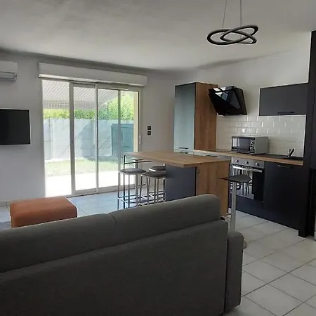 Superbe appartement proche de tout, climatisé.-2