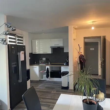 Appartement RDC calme en hyper centre-ville-3
