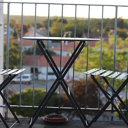 Bellejoie - Appartement T3- Poitiers Sud - Direct Futuroscope - Parking Et Wifi Gratuit-2
