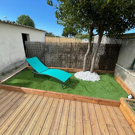 Cosy Solidor T2 avec jardin terrasse 100m plage-2