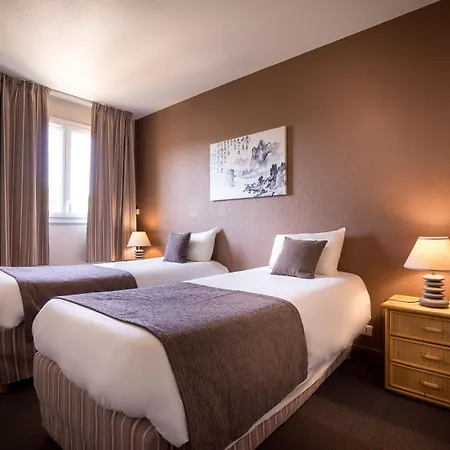Kyriad Hotel Montpellier Centre Antigone-3