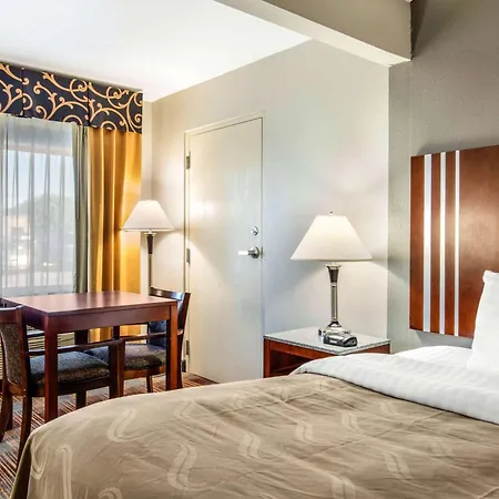 Quality Inn Memphis Airport-3