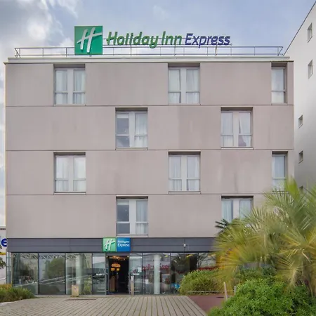 Holiday Inn Express Saint-Nazaire By Ihg-2