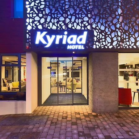 Kyriad Troyes Centre-3