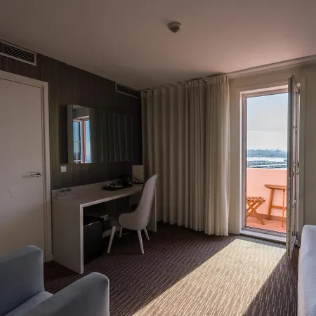 The One Grand Hotel Da Povoa - By Mhmb Hospitality-2