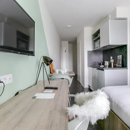 All Suites Appart Hôtel Massy Palaiseau-3