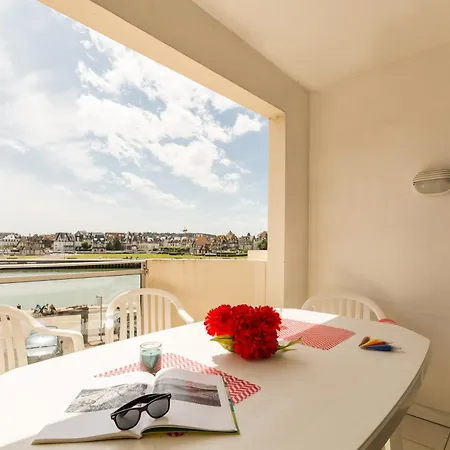 SOWELL RESIDENCES Le Port-3
