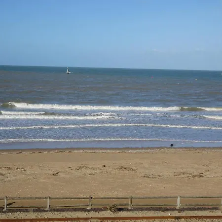 Grand studio face à la mer-2