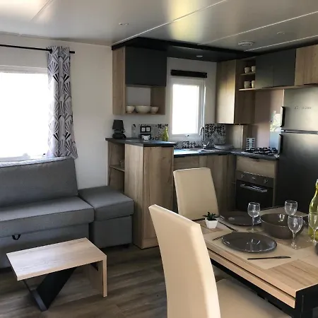 Camping Les Sables Du Midi-2