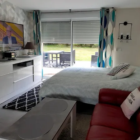 Concarneau Studio Avec Terrasse-3
