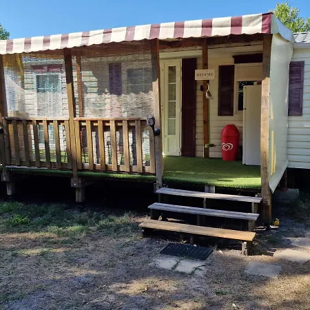 Grand Mobile home dans camping-3