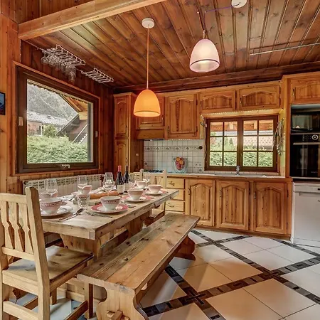 Chalet Trois Bois - Alpes Travel - Les Houches - Sleeps 8-3
