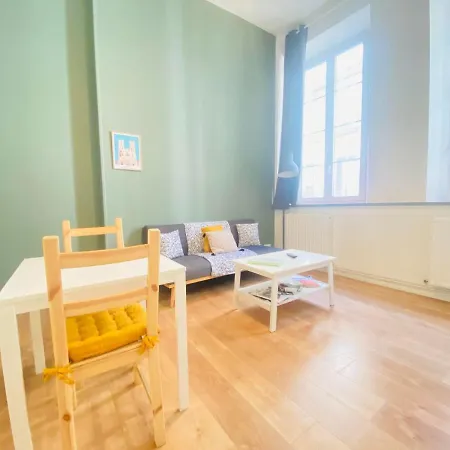 Appartement Charmant-2
