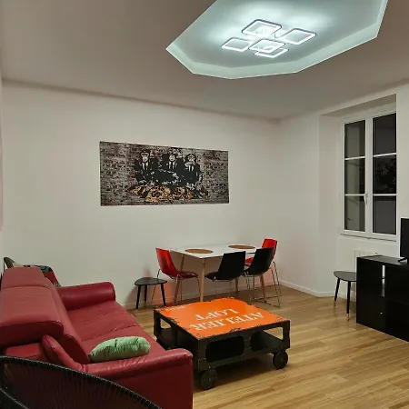 Les Lofts De Provins: Apt 4-2