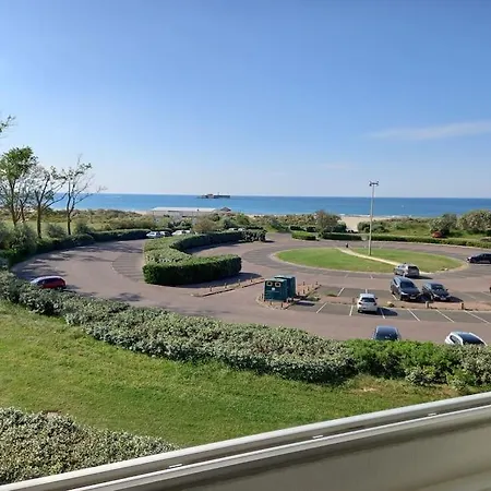 Amoureva F30, T2, Parking, Clim, Piscine-2