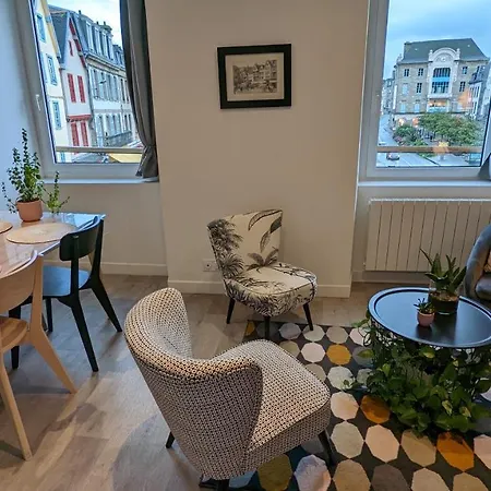 Les Appartements de Viarmes et de Guernisac-2