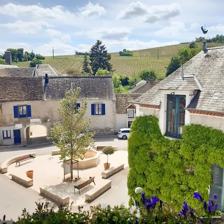 Hôtel Restaurant Famille Bourgeois La Cote des Monts Damnés-3