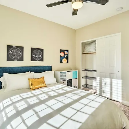 Upscale Scottsdale Oasis With Patio And Hot Tub!-2
