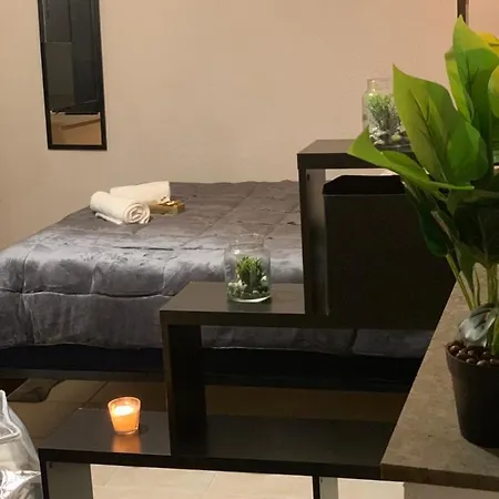 Tres Belle Suite Dans Le Centre Historique Ideale Pour 2 Personnes-3